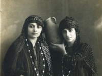 Portrait of Astghick and Tiruhi Arifians. Cairo 