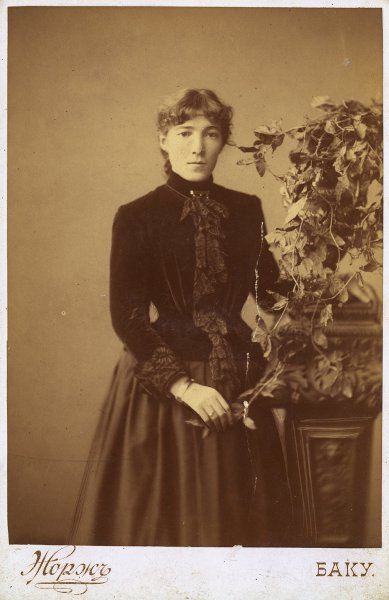 Untitled (studio portrait of a young woman)